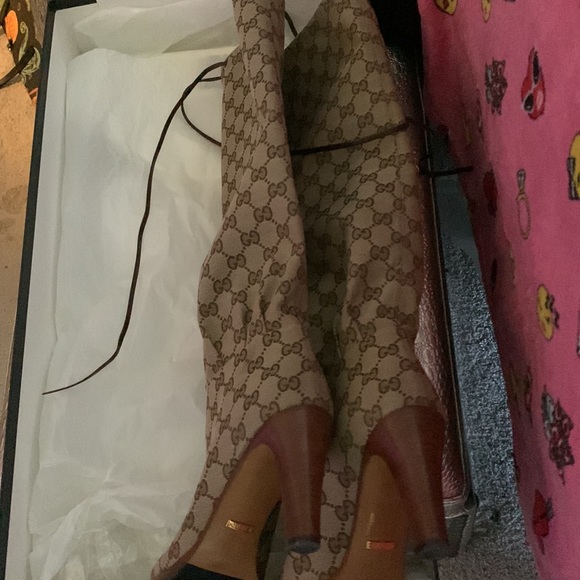 COPY - Gucci fabric signature Gg knee boots no signs of wear - Picture 5 of 6